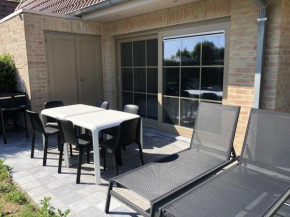 Cosy Holiday Home near Westhoek